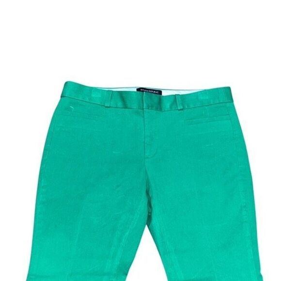 Banana Republic Sloan Green Cropped Pants Size 8 Petite - Picture 2 of 4